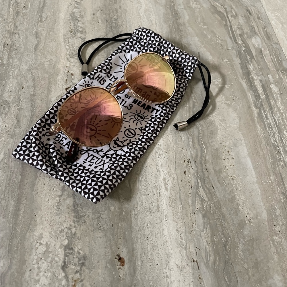 Round Mirrored Sunglasses